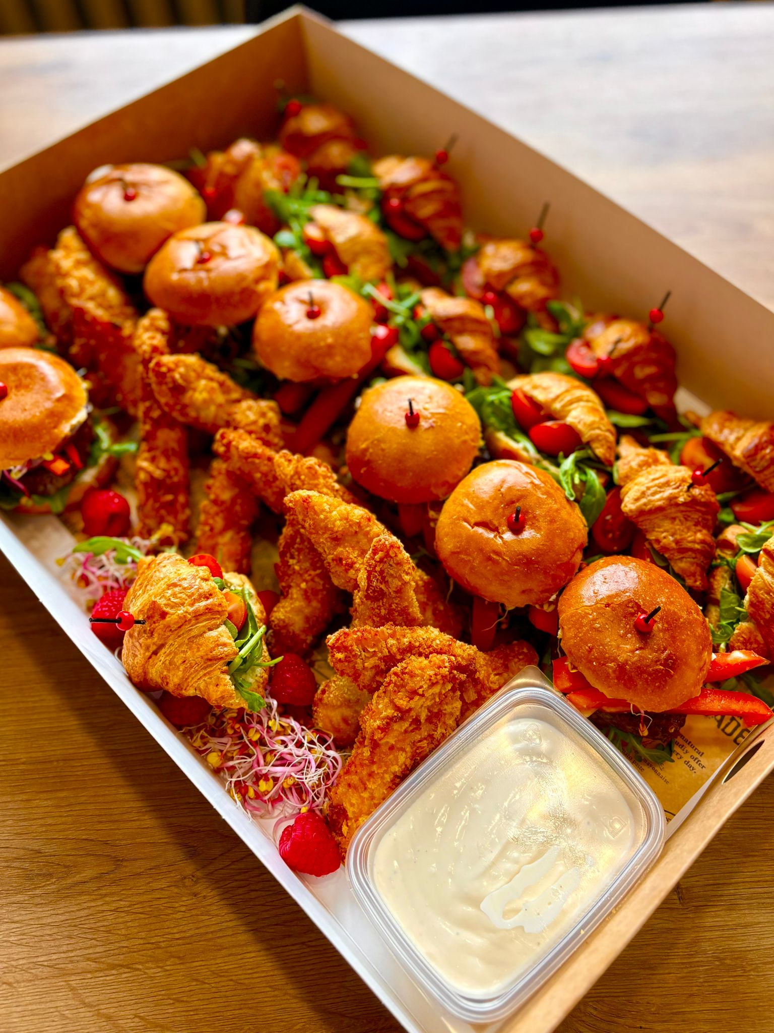 14e794ad-c62c-4cce-b703-f743f851b763 BOX MAŁY - obrazek 1