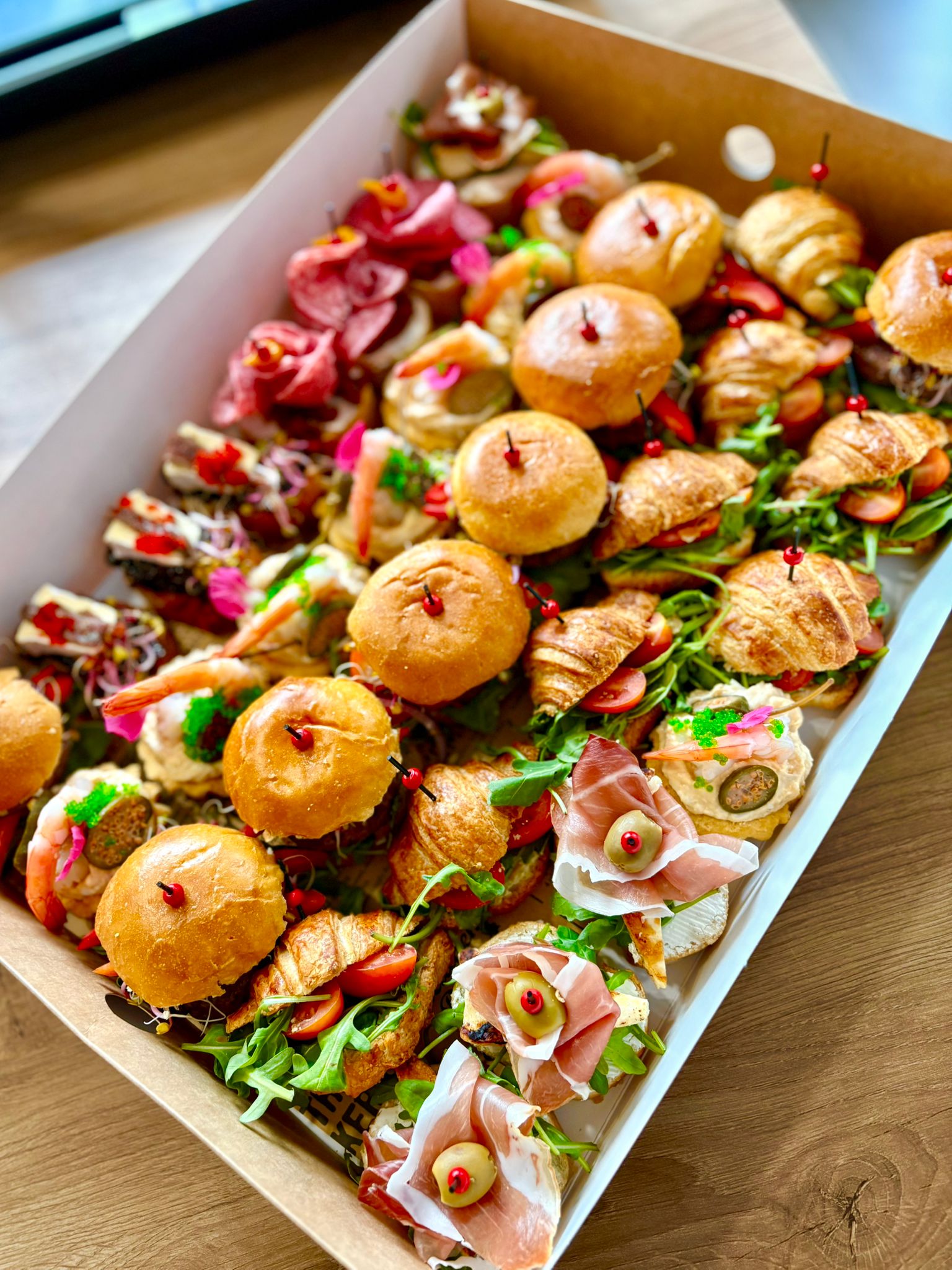 19f61a7c-b5fd-4332-8f41-f33d1ffa1f63 BOX DUŻY - obrazek 1