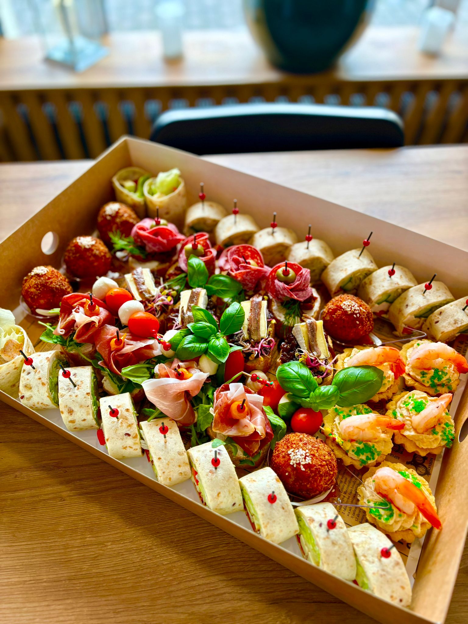 2e581f34-e99b-48ef-ad01-174aa3a3074b BOX ŚREDNI - obrazek 1